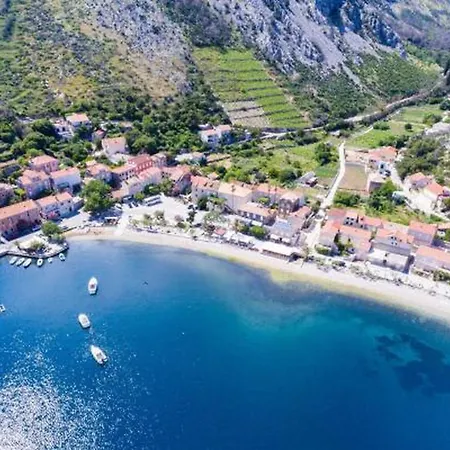 Silencia Villa