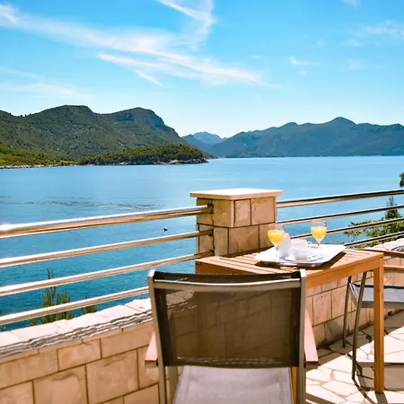 Silencia * Trstenik (Dubrovnik-Neretva)