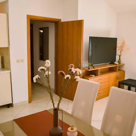 Silencia Villa *