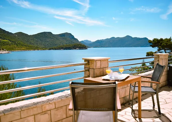 Silencia * Trstenik (Dubrovnik-Neretva)